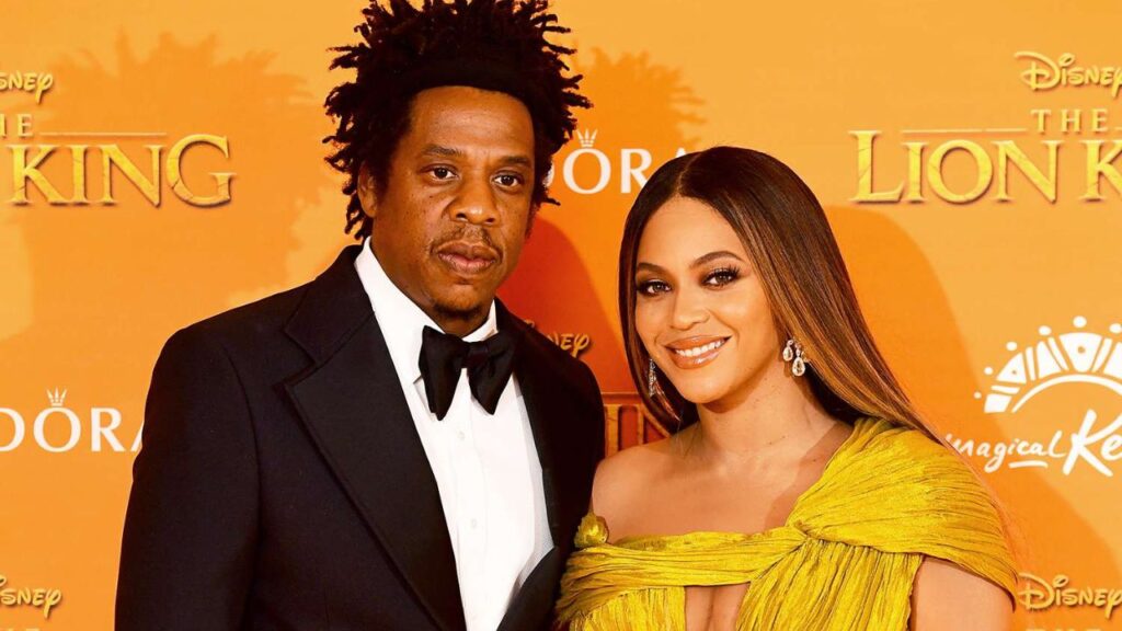 Jay-Z and Bеyoncé – Rolls Roycе Boat Tail