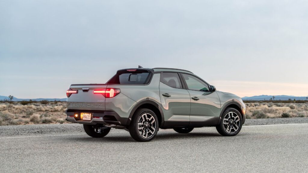 2025 Hyundai Santa Cruz – Best for Utility