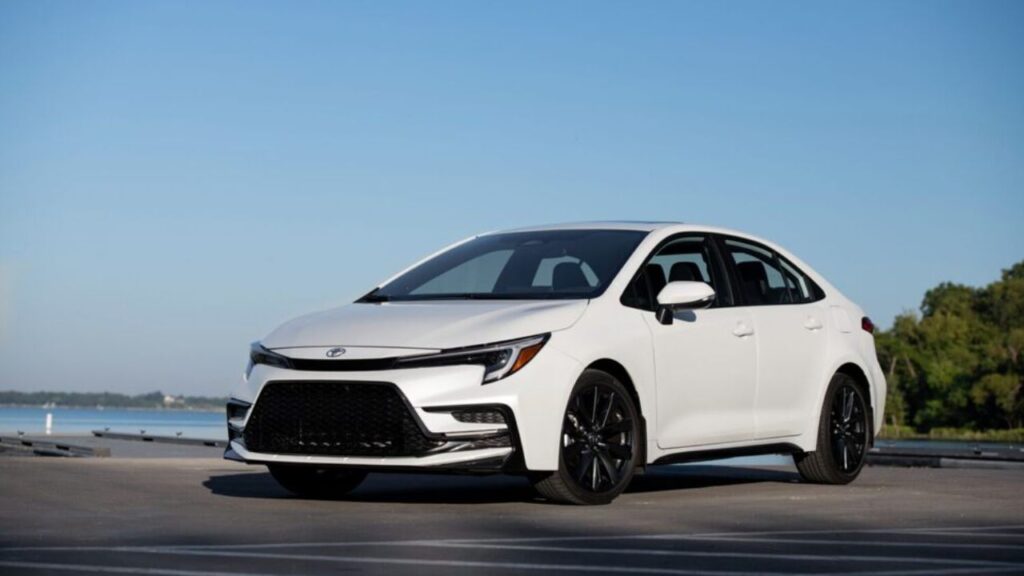 2025 Toyota Corolla – Best for Simplicity