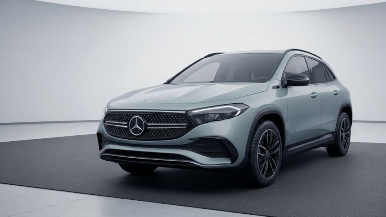 Salaried Indians Are Buying Mercedes Cars